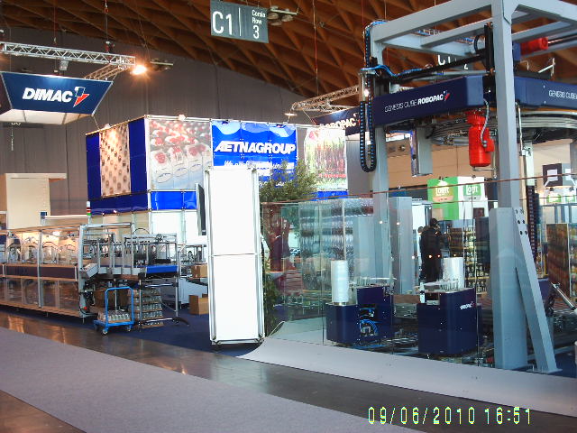 PACKOLOGY 2010 3.JPG Stand Aetna Group 4